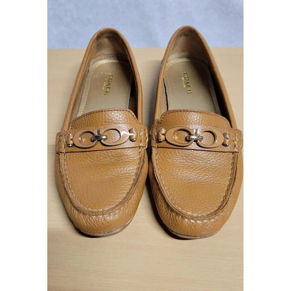 Tan Leather Coach Loafers With Brown Enamel CC Buckle Trim Size 6